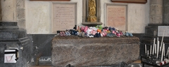 tombeau de saint Erkembode