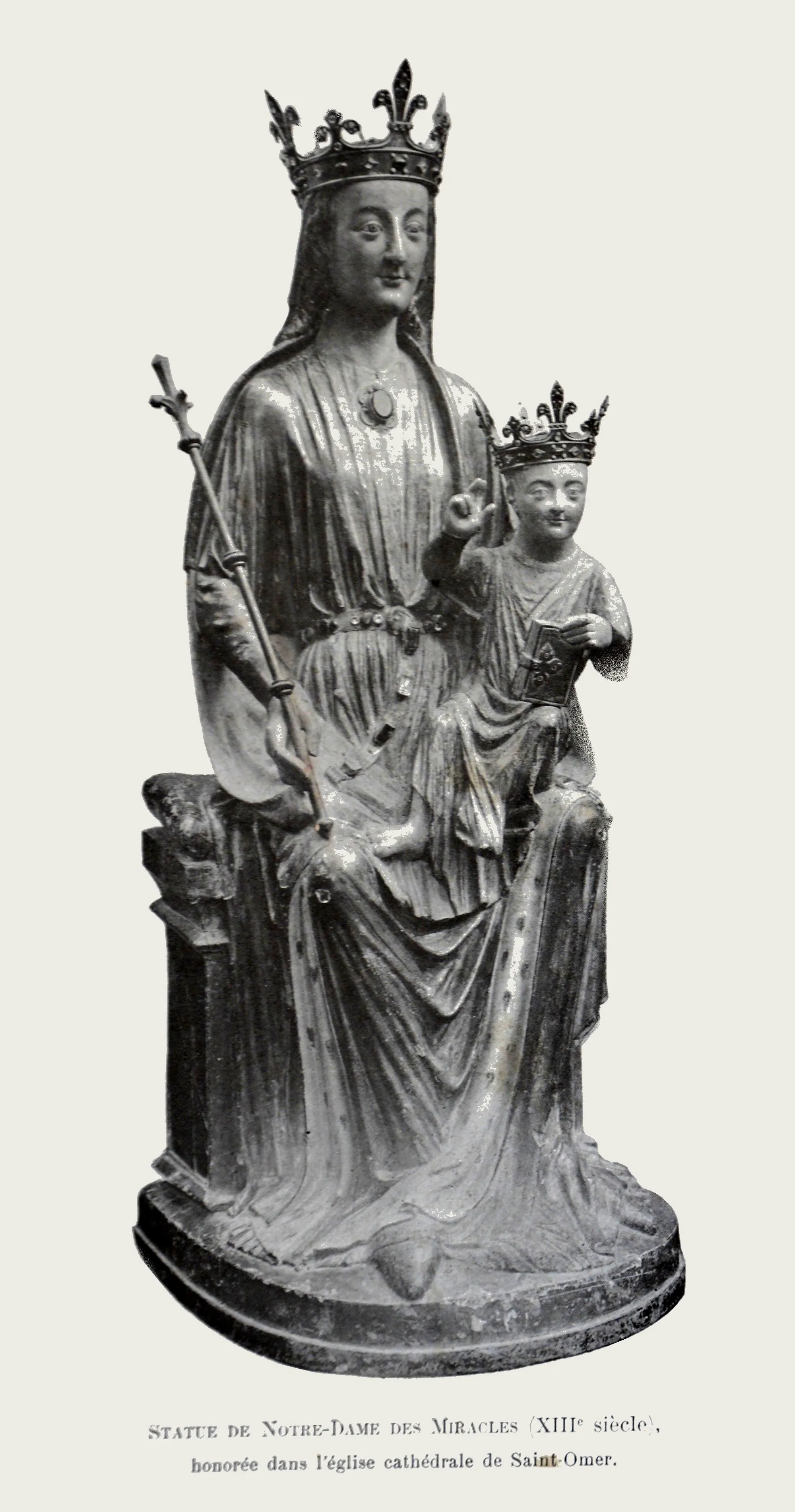 statue de la sainte vierge