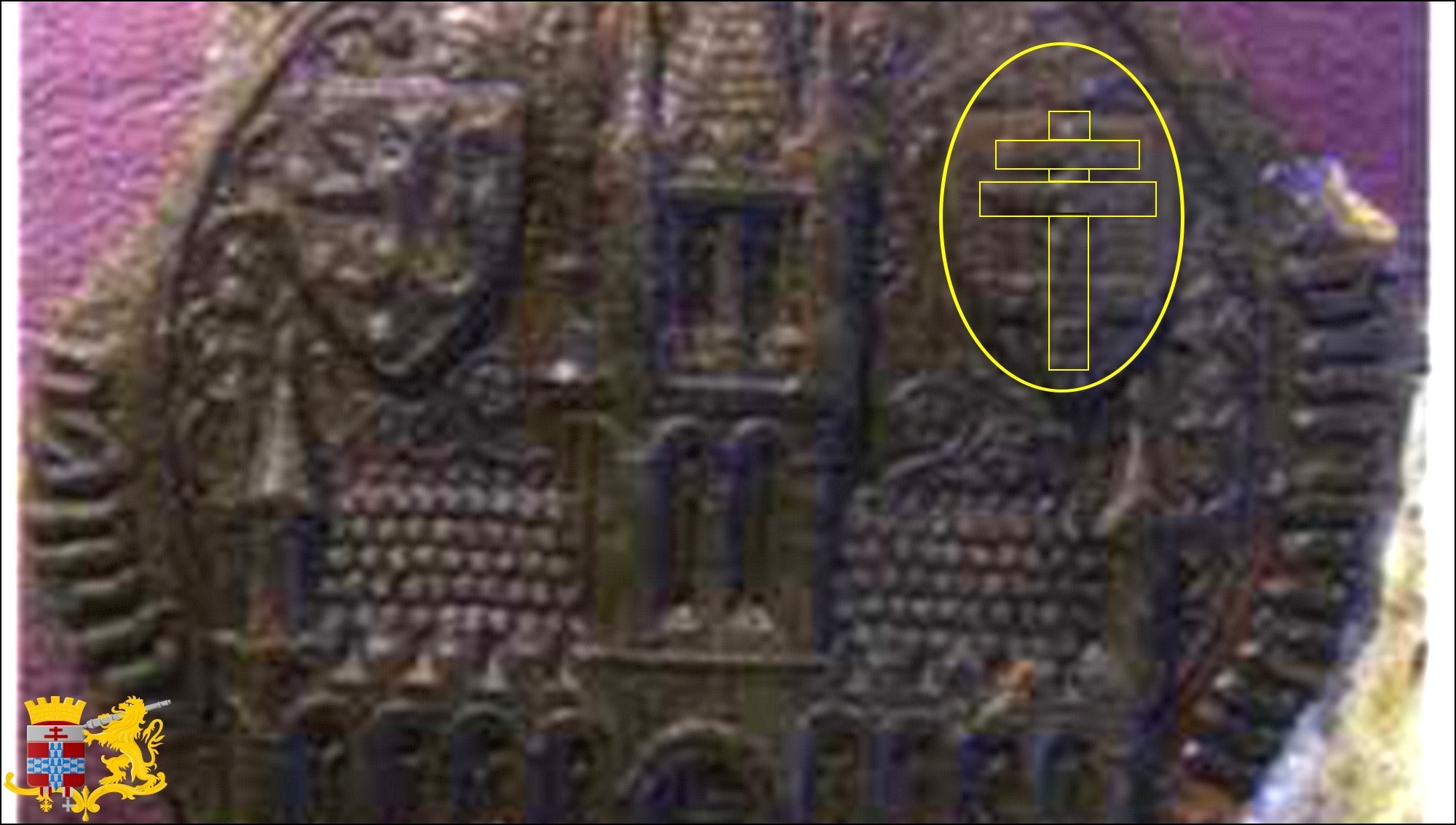 Sceau aux causes de la ville d'Ypres datant de l'an 1372. Vous pouvez voir la croix à double traverse posée sur la rivière qui traverse la ville sur le blason en haut à droite de la photo.