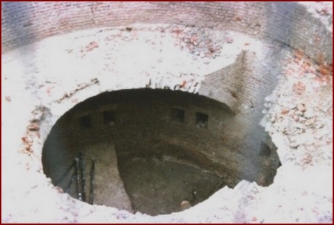 souterrains au départ du chateau de Saint-Omer