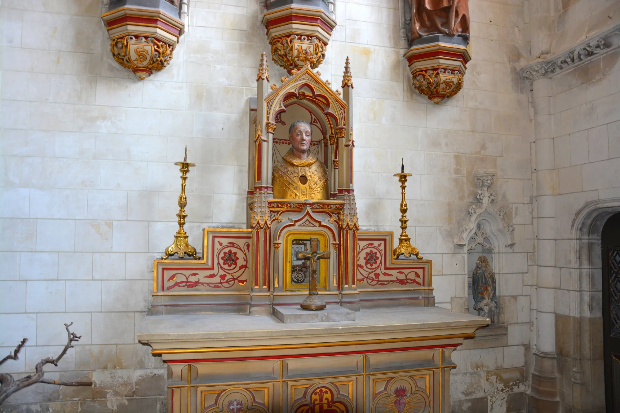 luminaires de la chapelle du  saint Sépulcre