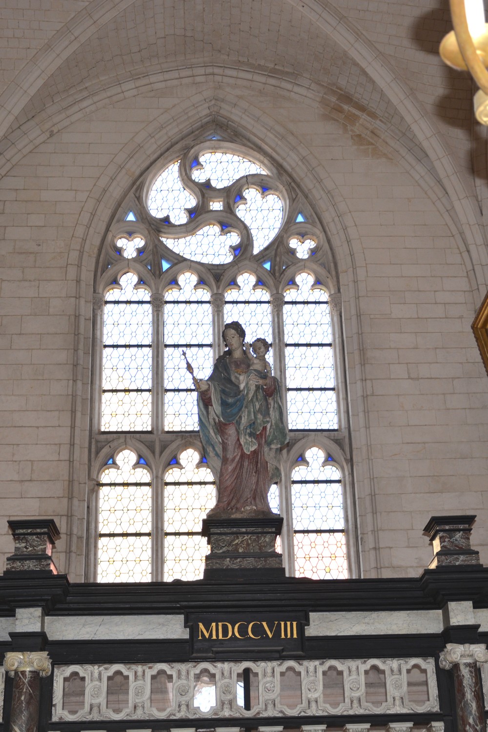 Cathédrale de Saint-Omer  -  Chapelle de l'Assomption - vitrail