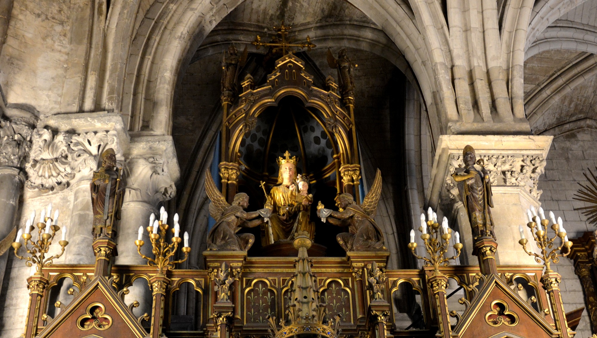 Cathédrale de Saint-Omer -   Vierge à l'enfant  Notre-Dame des Miracles