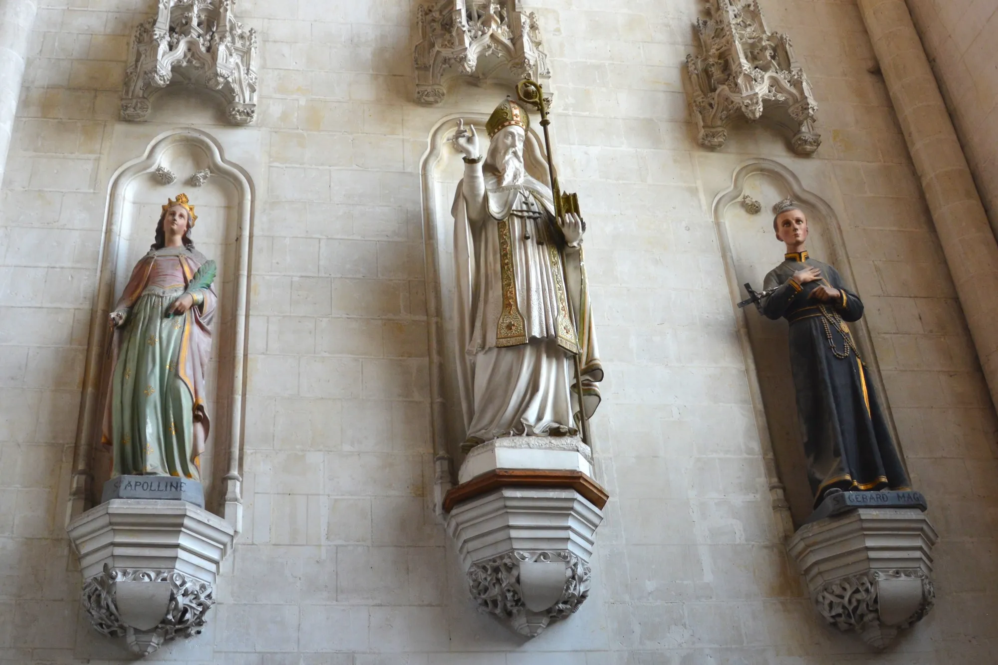 Ensemble de 3 statues du XIX ème siècle  : sainte Apolline, saint Omer, saint Gérard Majella