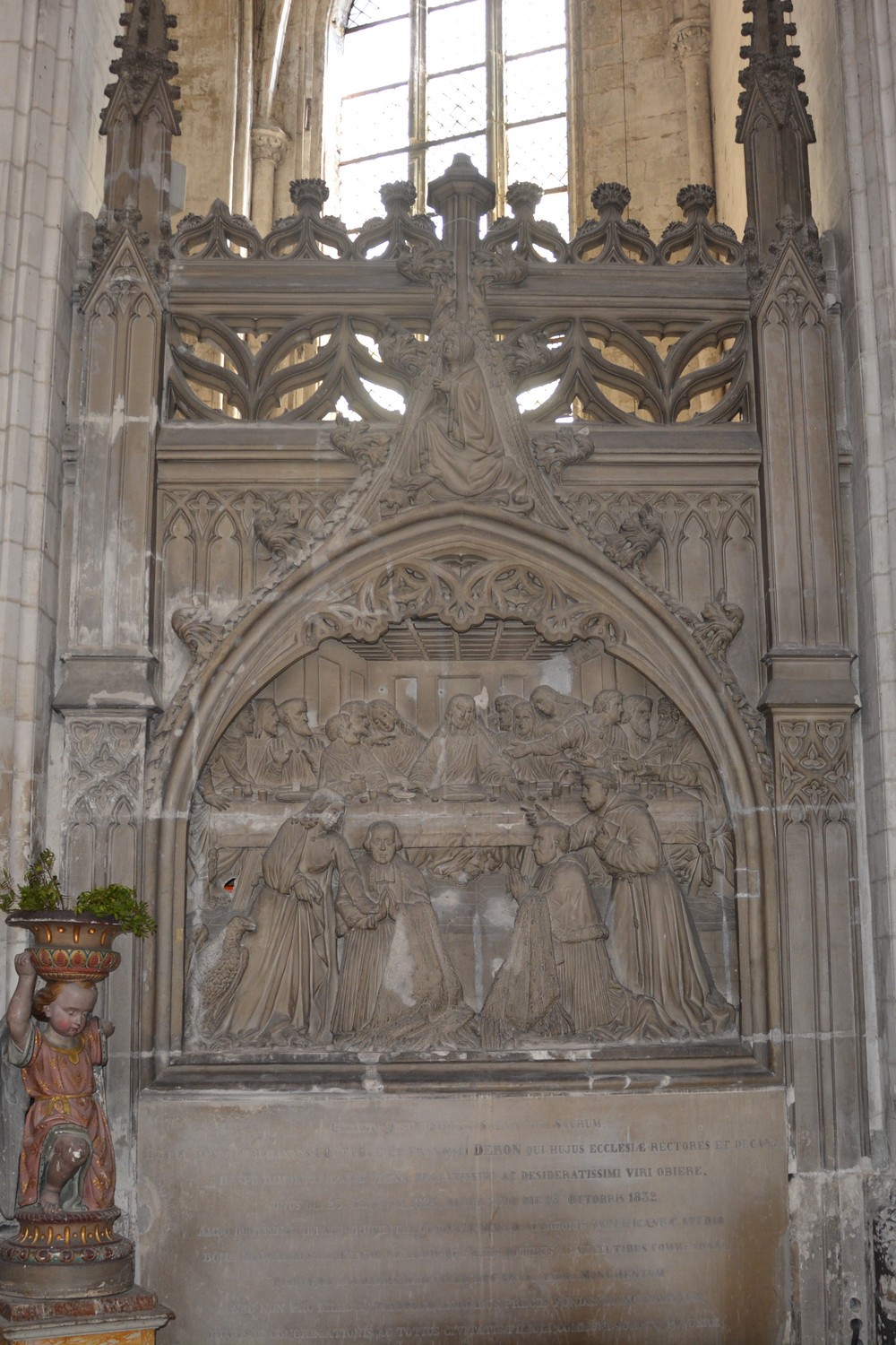 Cathédrale de Saint-Omer  -  Chapelle Saint Jean Baptiste - vitrail