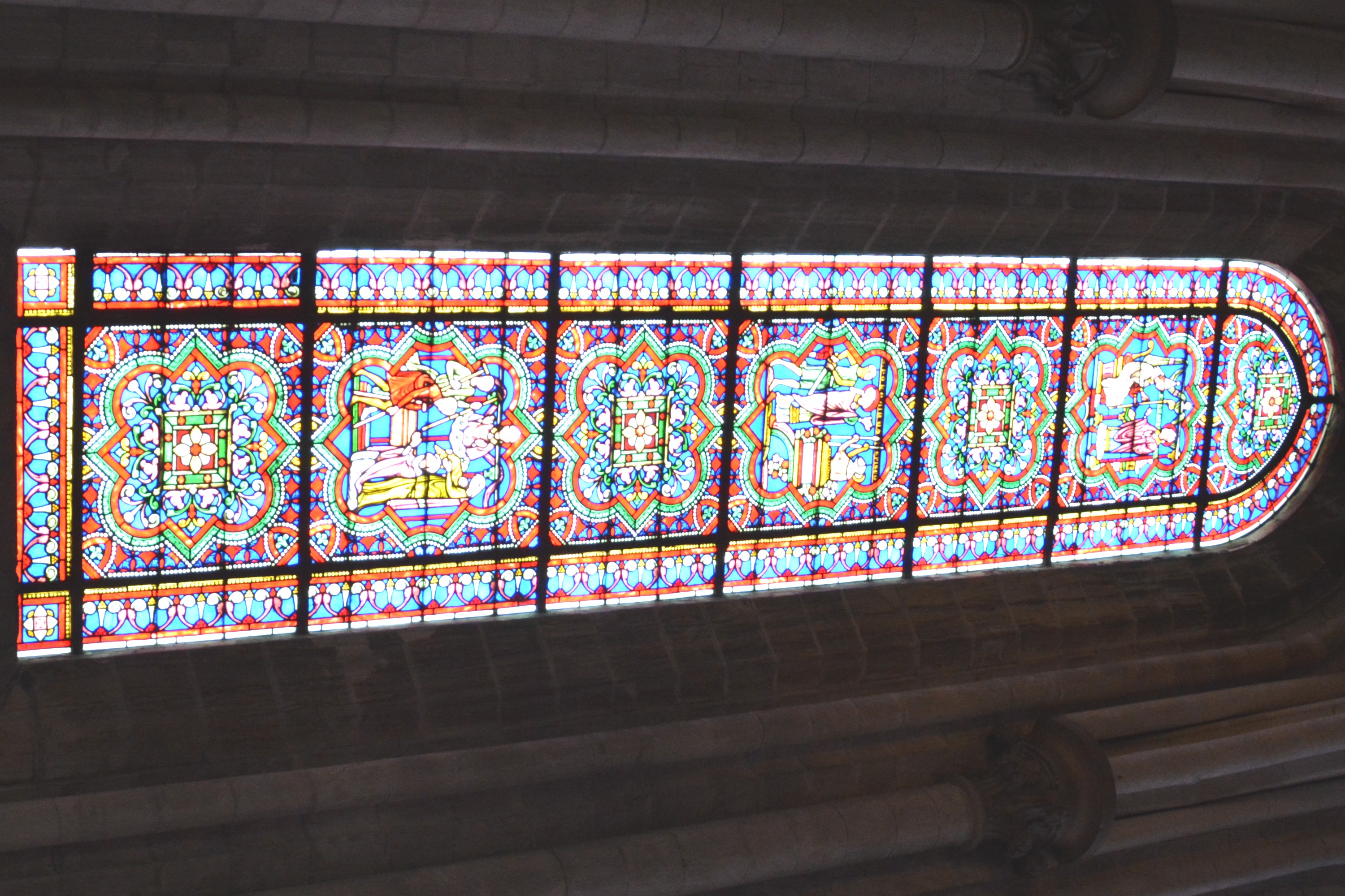 vitraux de la chapelle saint Jean évangéliste