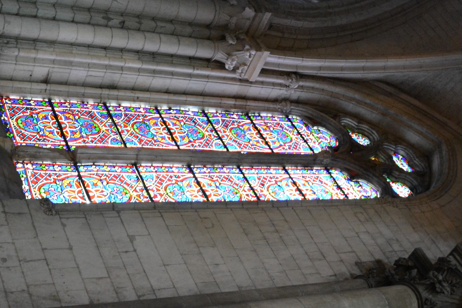 Cathédrale de Saint-Omer  -  Chapelle saint Job - vitrail