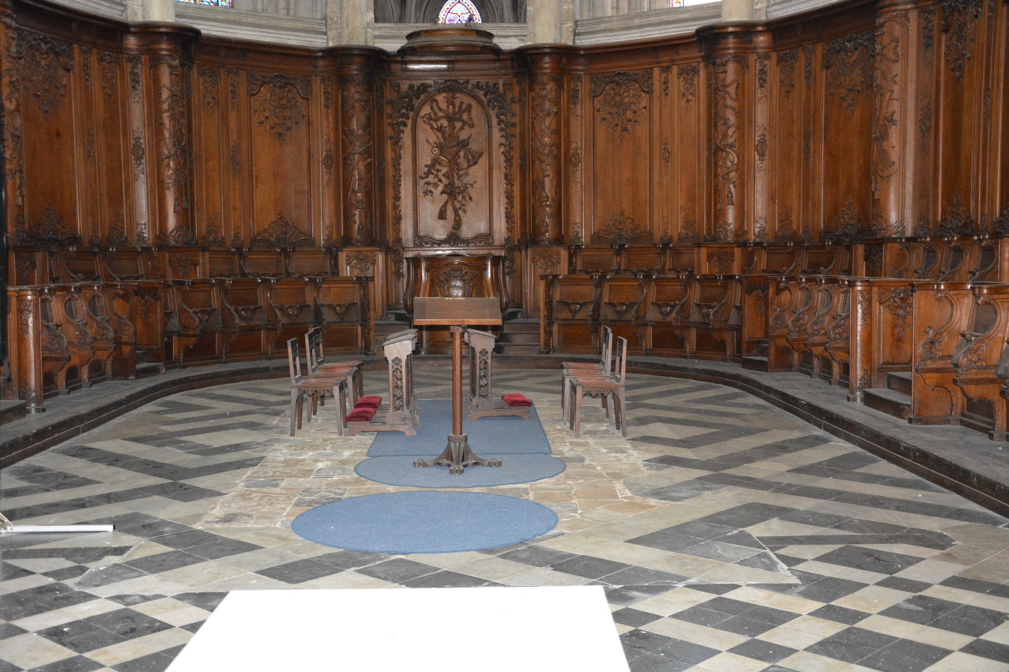 Cathédrale de Saint-Omer -  dallage du Choeur des Chanoines