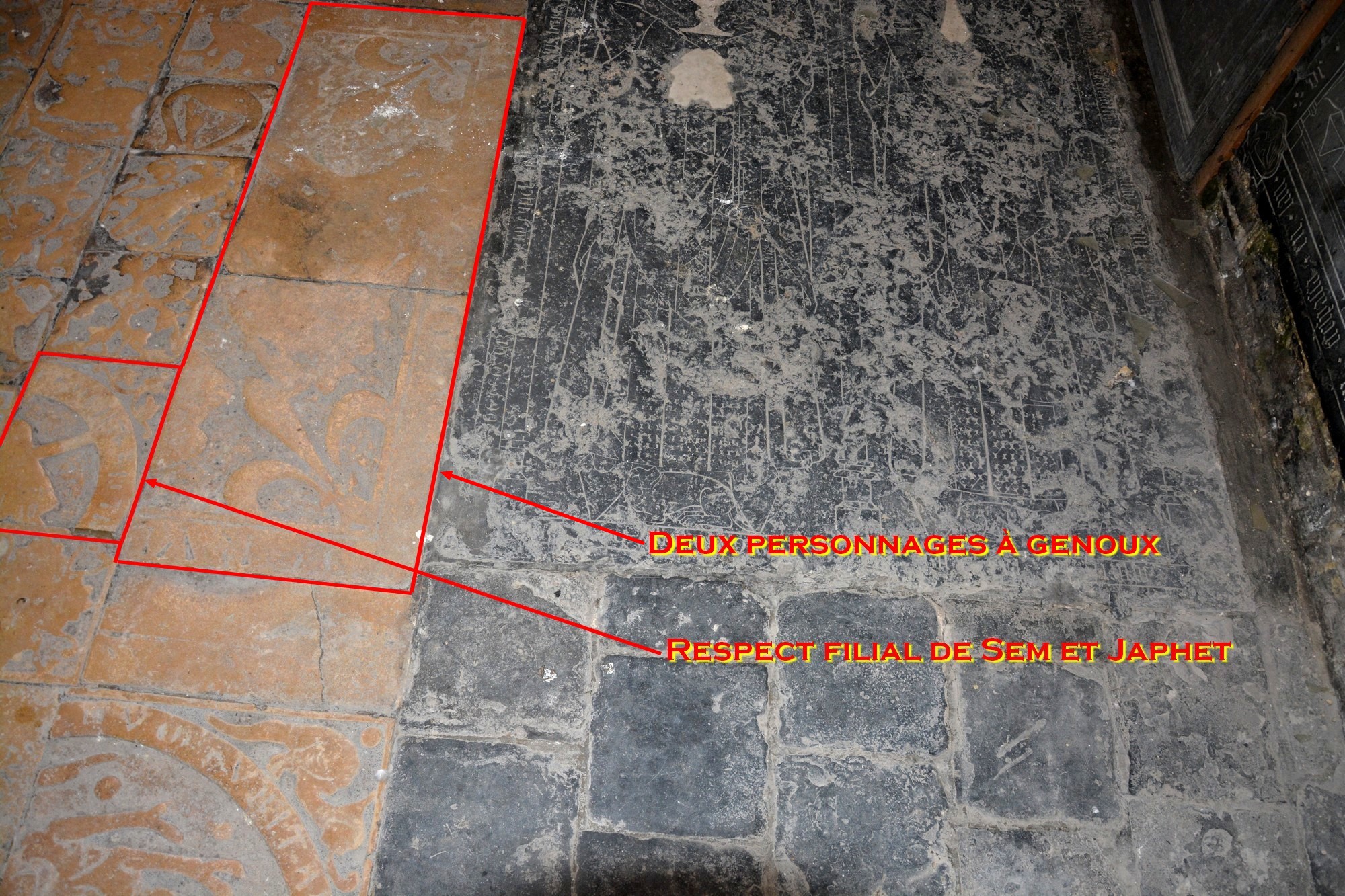 Cathédrale de Saint-Omer -  dallage de la Nef, travée latérale C1 Chapelle sainte Trinité