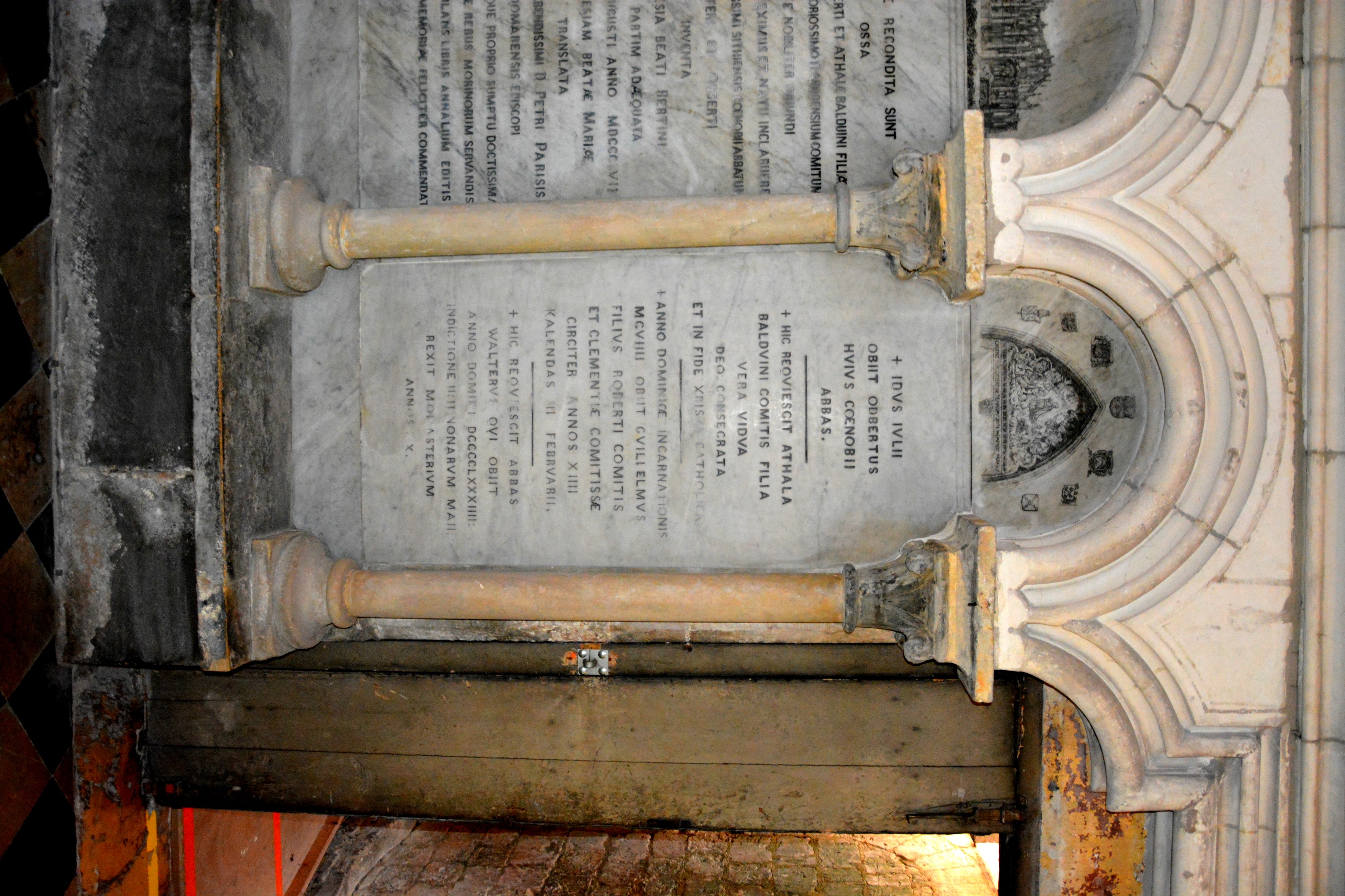 pierres tombales de Guillaume   Athala Odbertus Guillermus Walterus