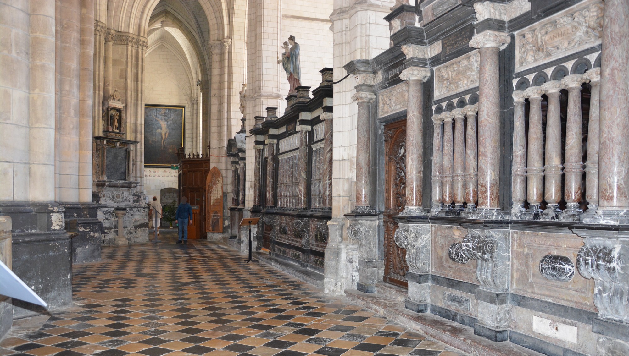Cathédrale de Saint-Omer|niche du chef de saint Omer