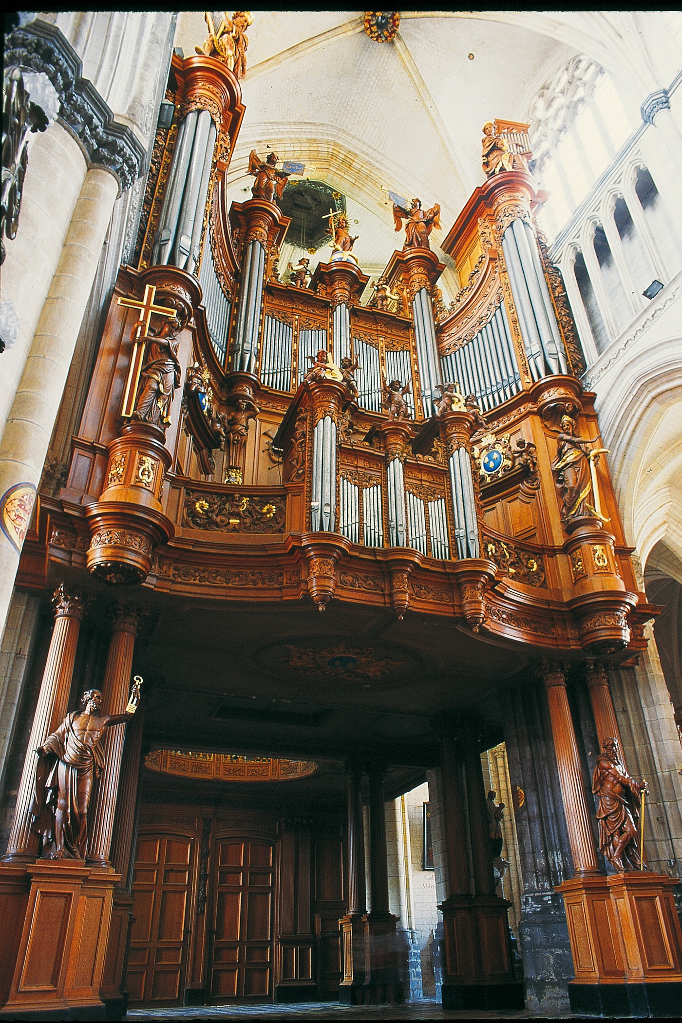 Orgue de la cathédrale de Saint-Omer