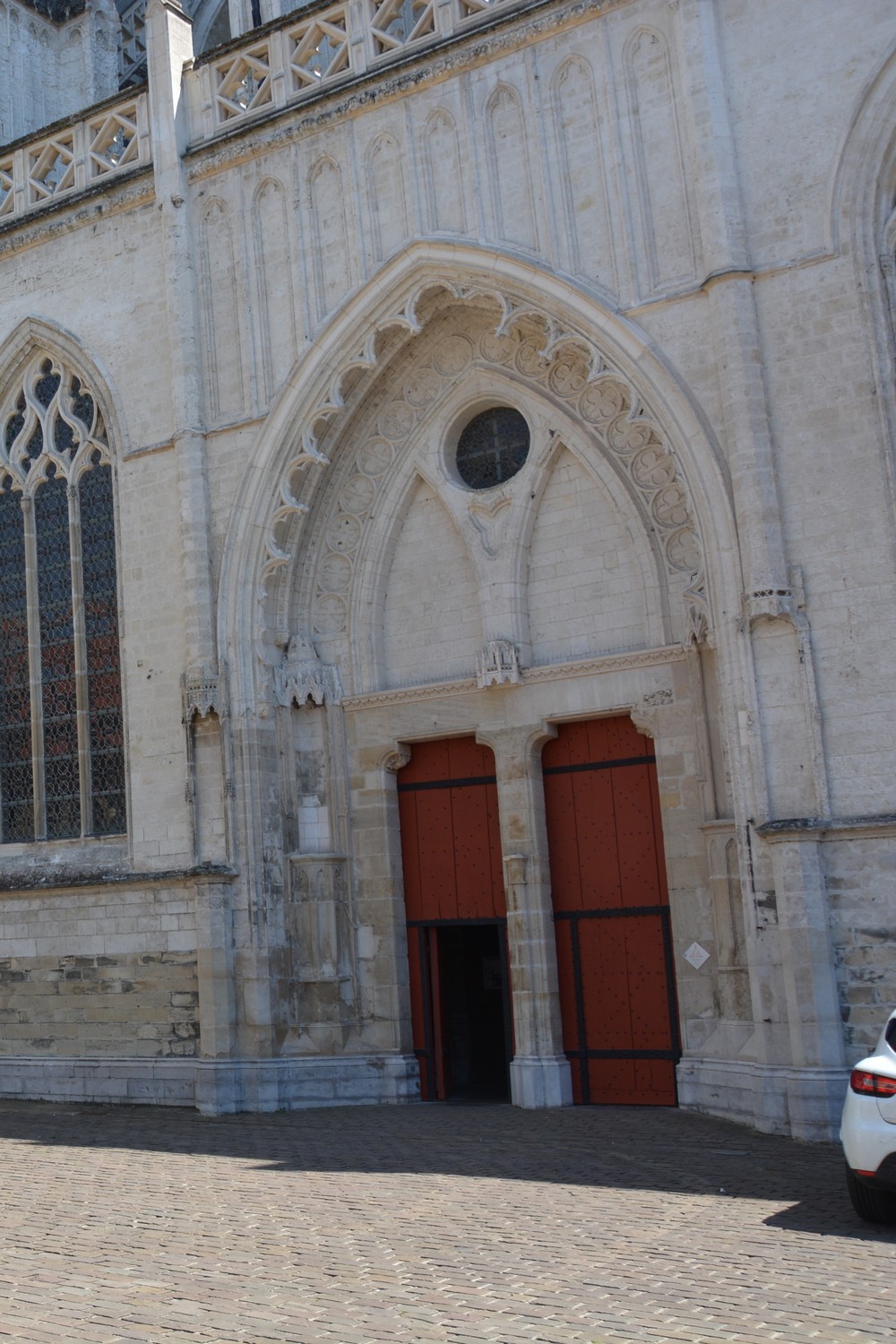 Porche nord-ouest de Notre-Dame de saint-omer