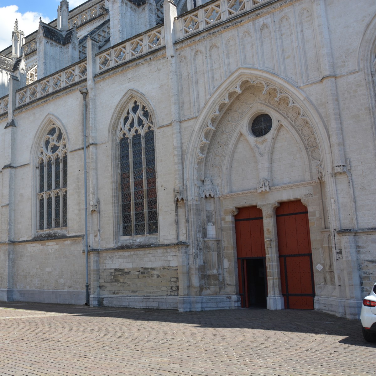 Porche nord-ouest de Notre-Dame de saint-omer