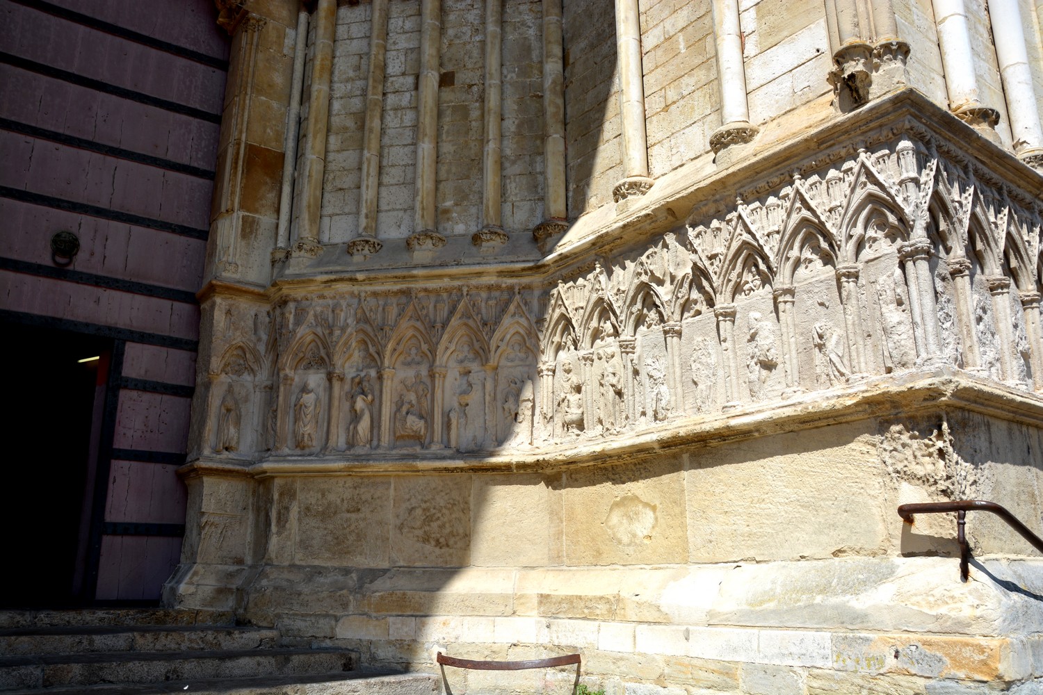 Porche sud de Notre-Dame de saint-omer