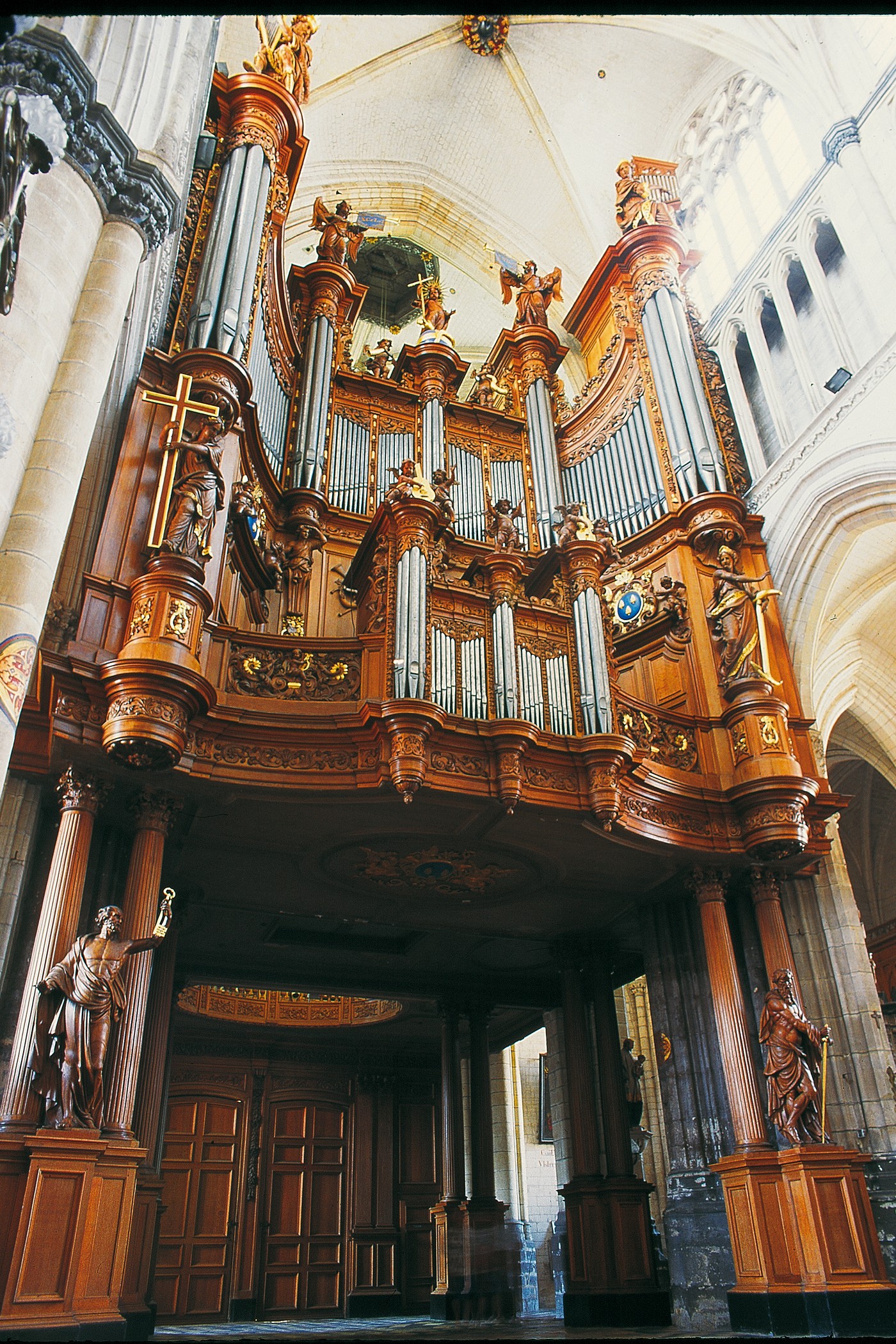 Tourisme à Saint-Omer, visitez la cathédrale, orgues