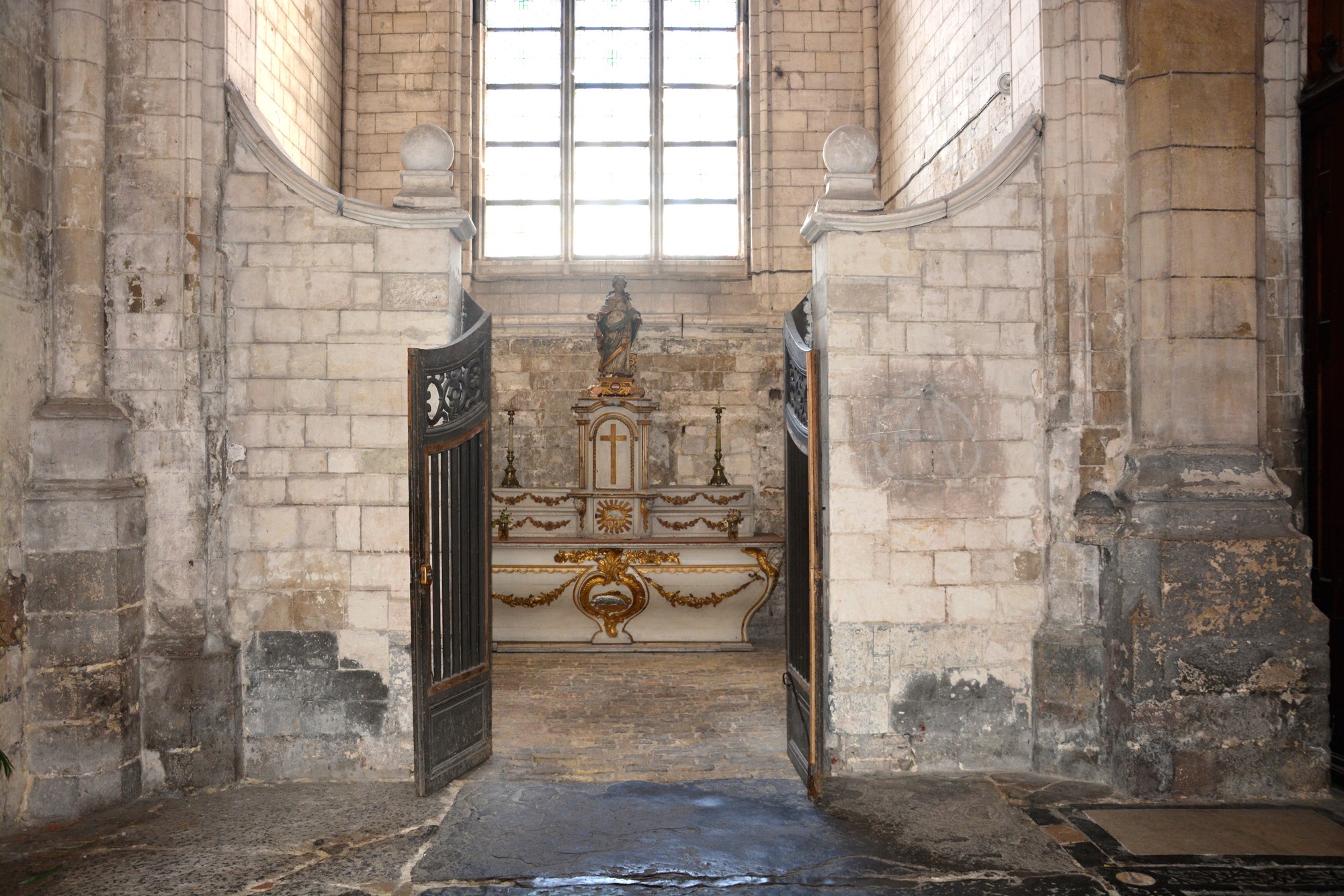 Cathédrale de Saint-Omer -  Dallage de la Chapelle saint Martin