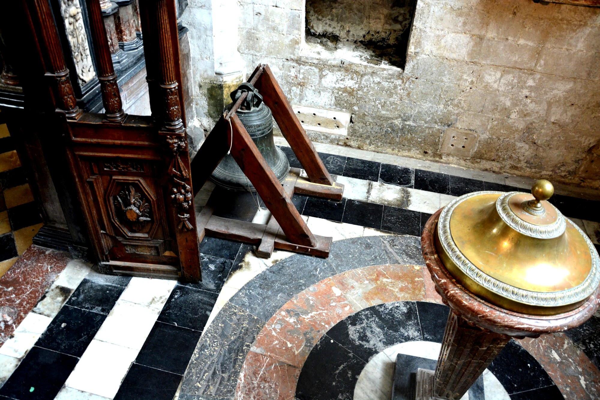 Cathédrale de Saint-Omer -  Dallage de la Chapelle de la Conception