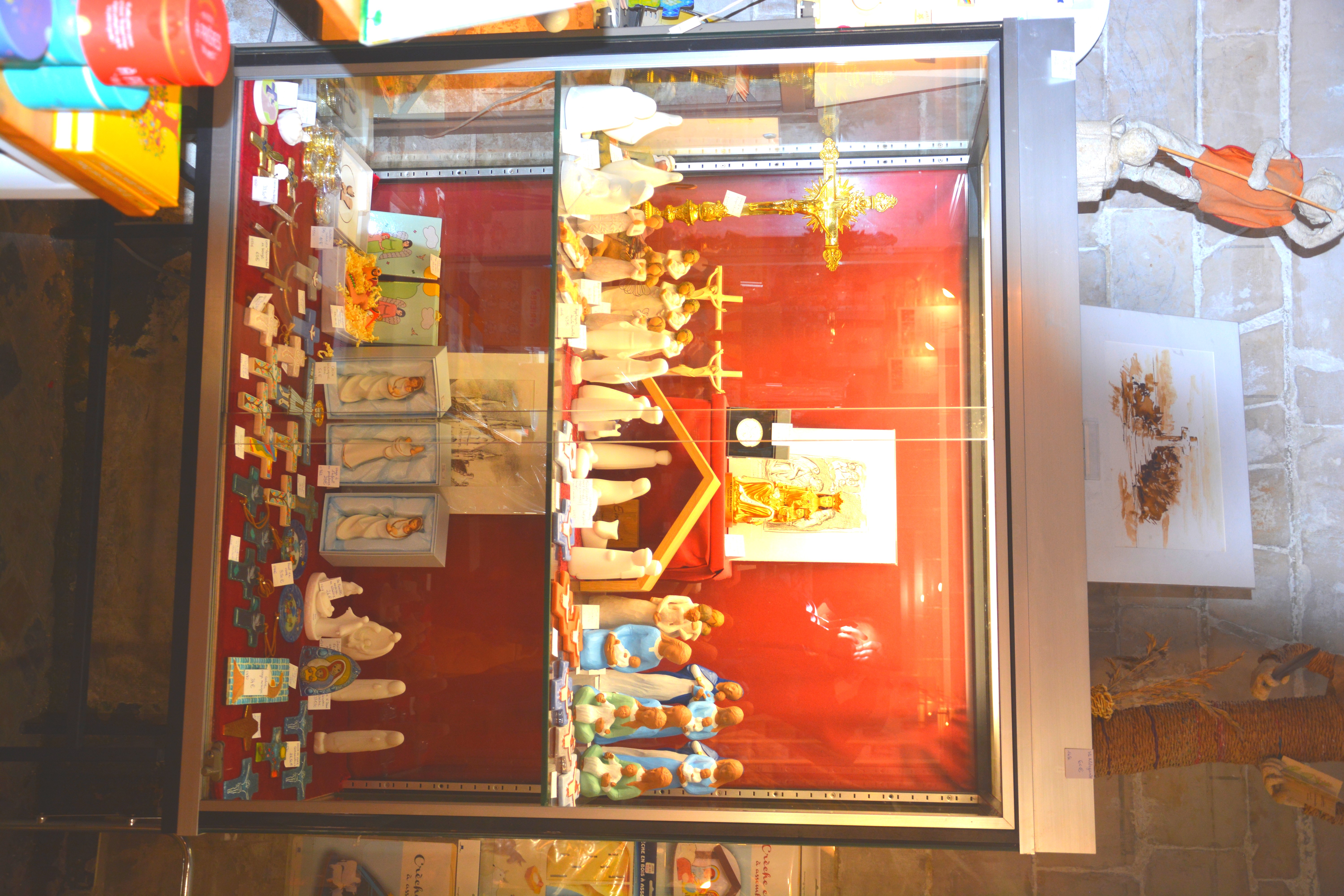 Boutique du point d'accueil - chapelle de l'assomption