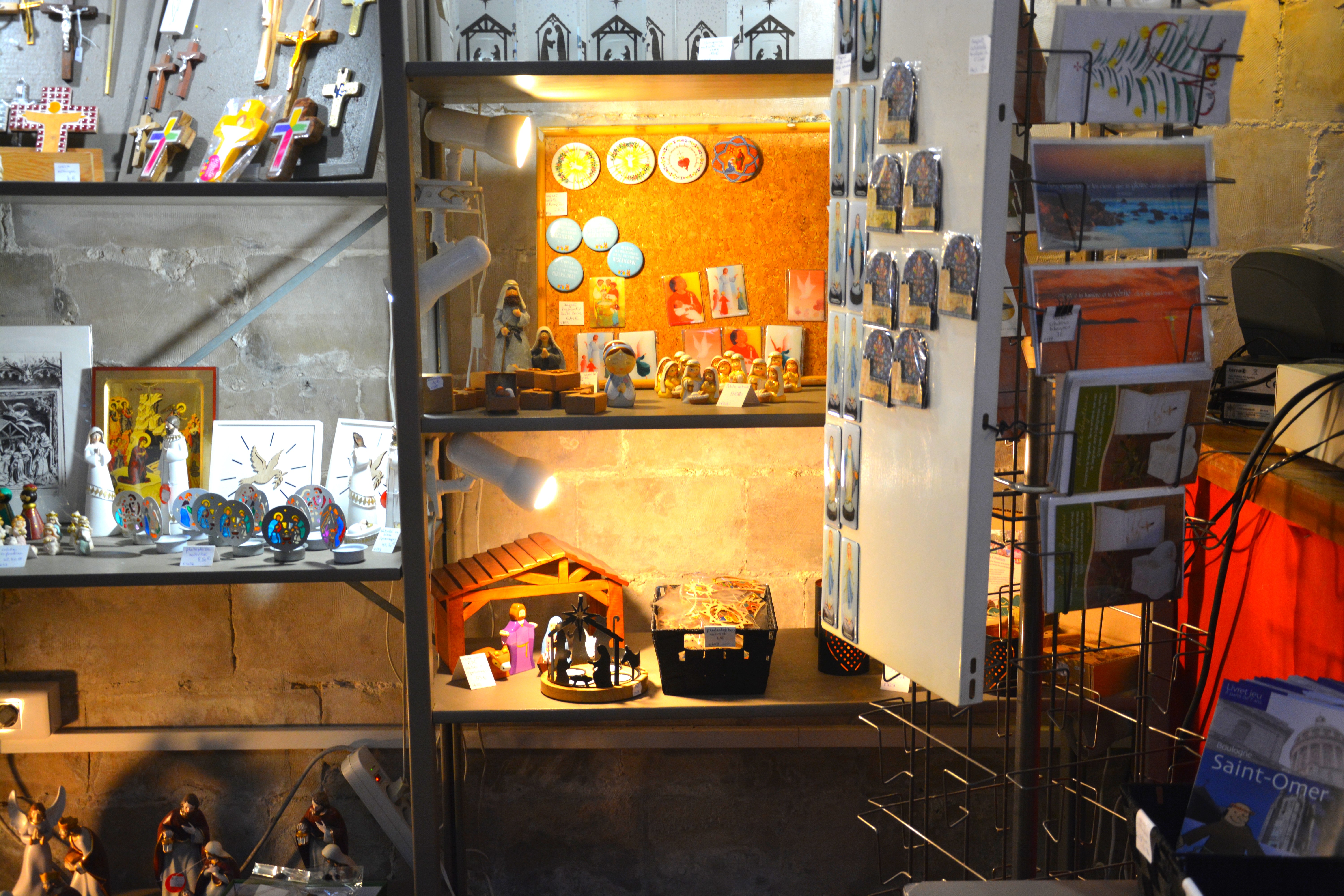 Boutique du point d'accueil - chapelle de l'assomption