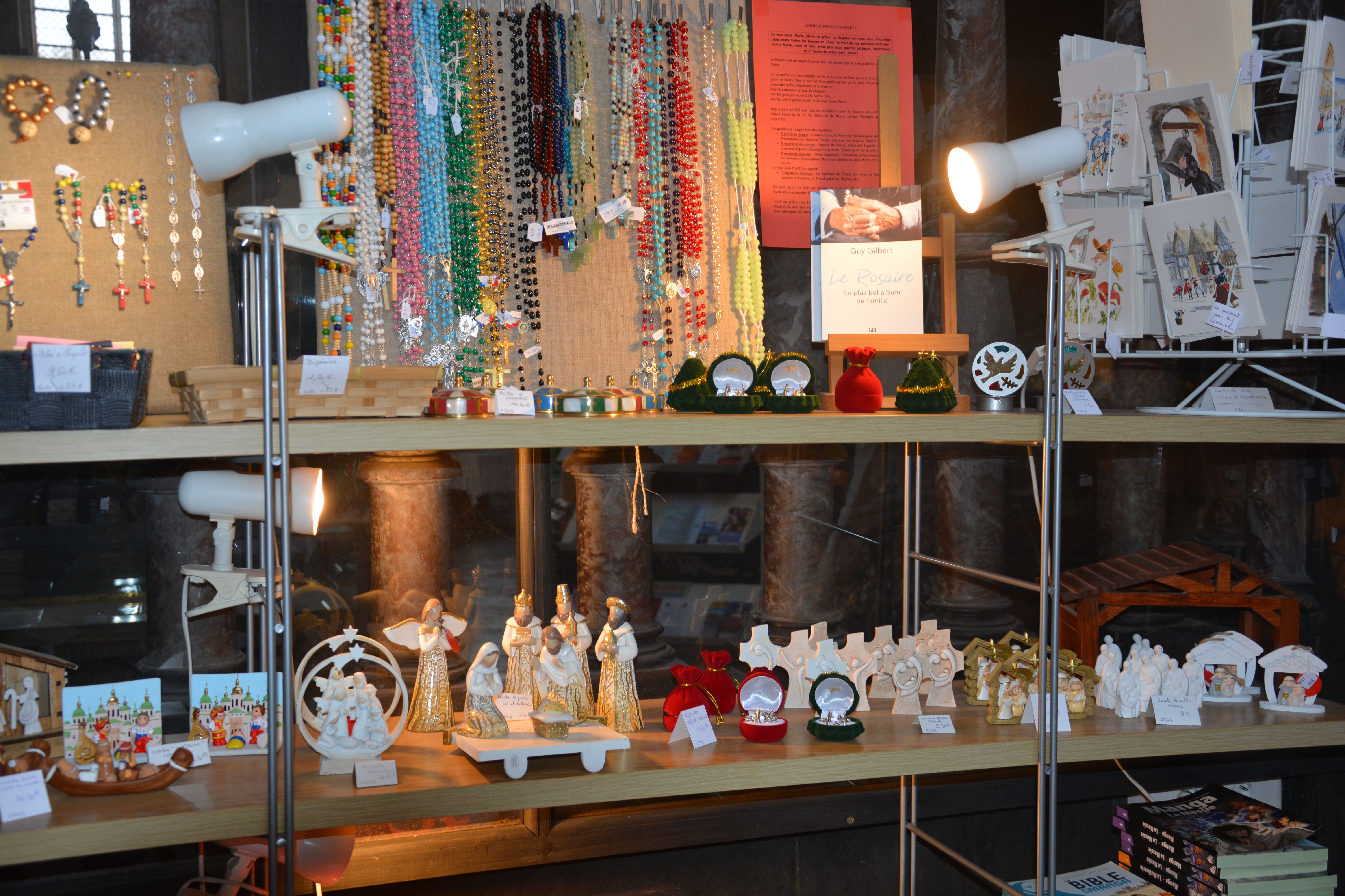 Boutique du point d'accueil - chapelle de l'assomption