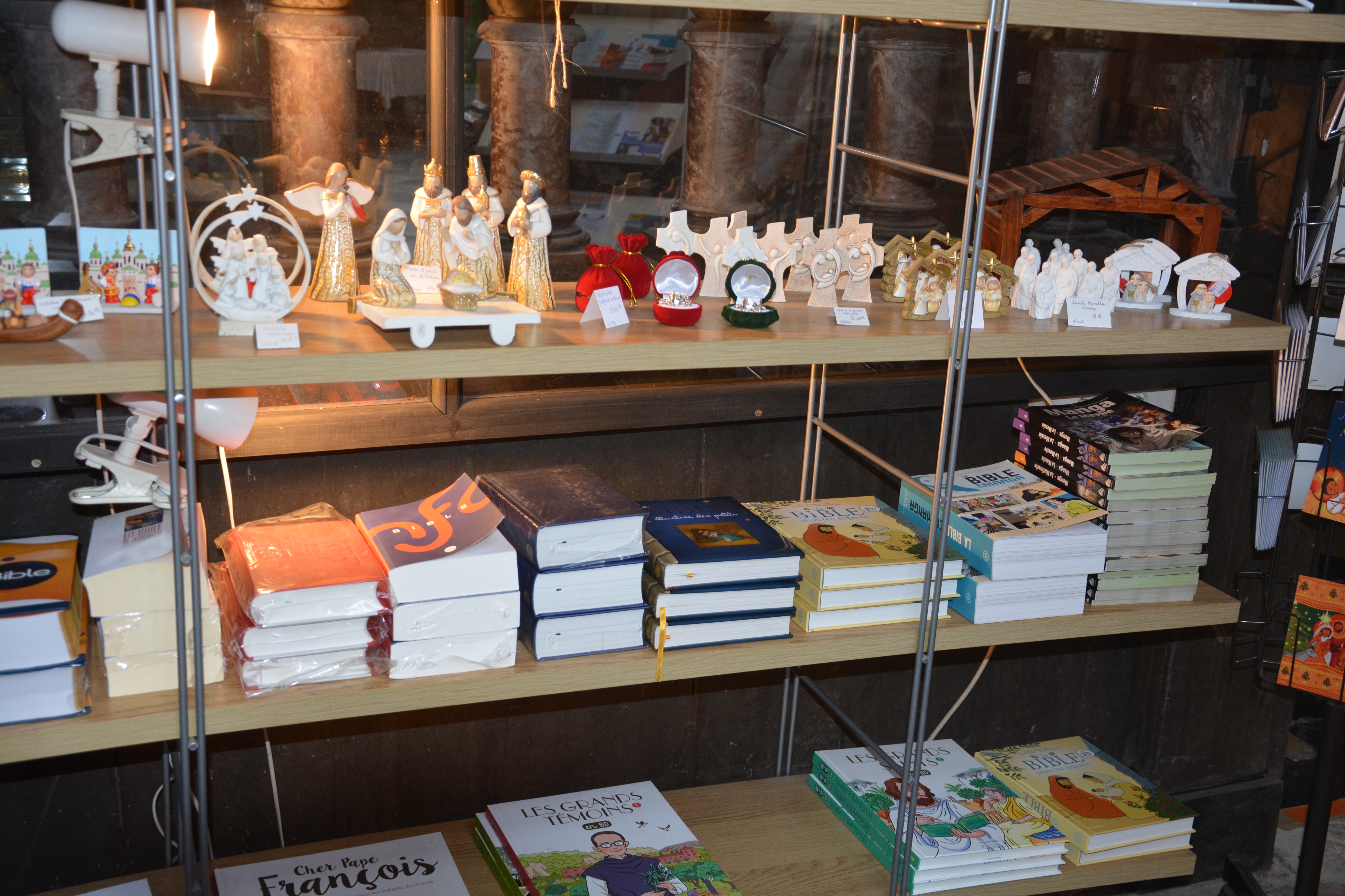 Boutique du point d'accueil - chapelle de l'assomption