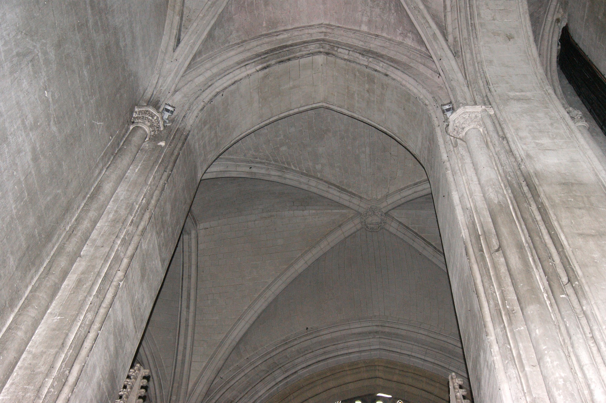 Cathédrale de Saint-Omer | vue de voutes de la chapelle saint Jean-Baptiste