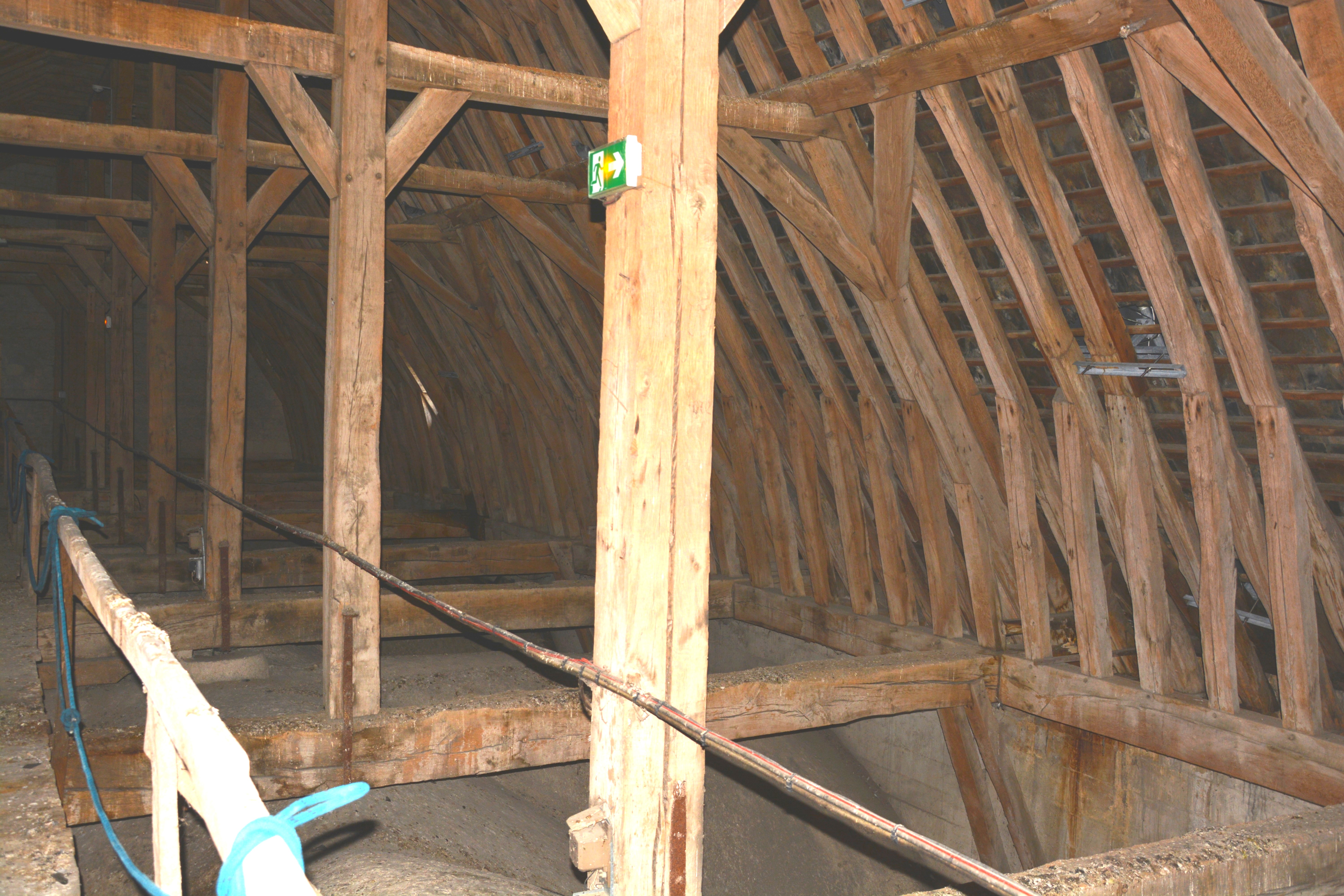 Nef couverture provisoire de la toiture