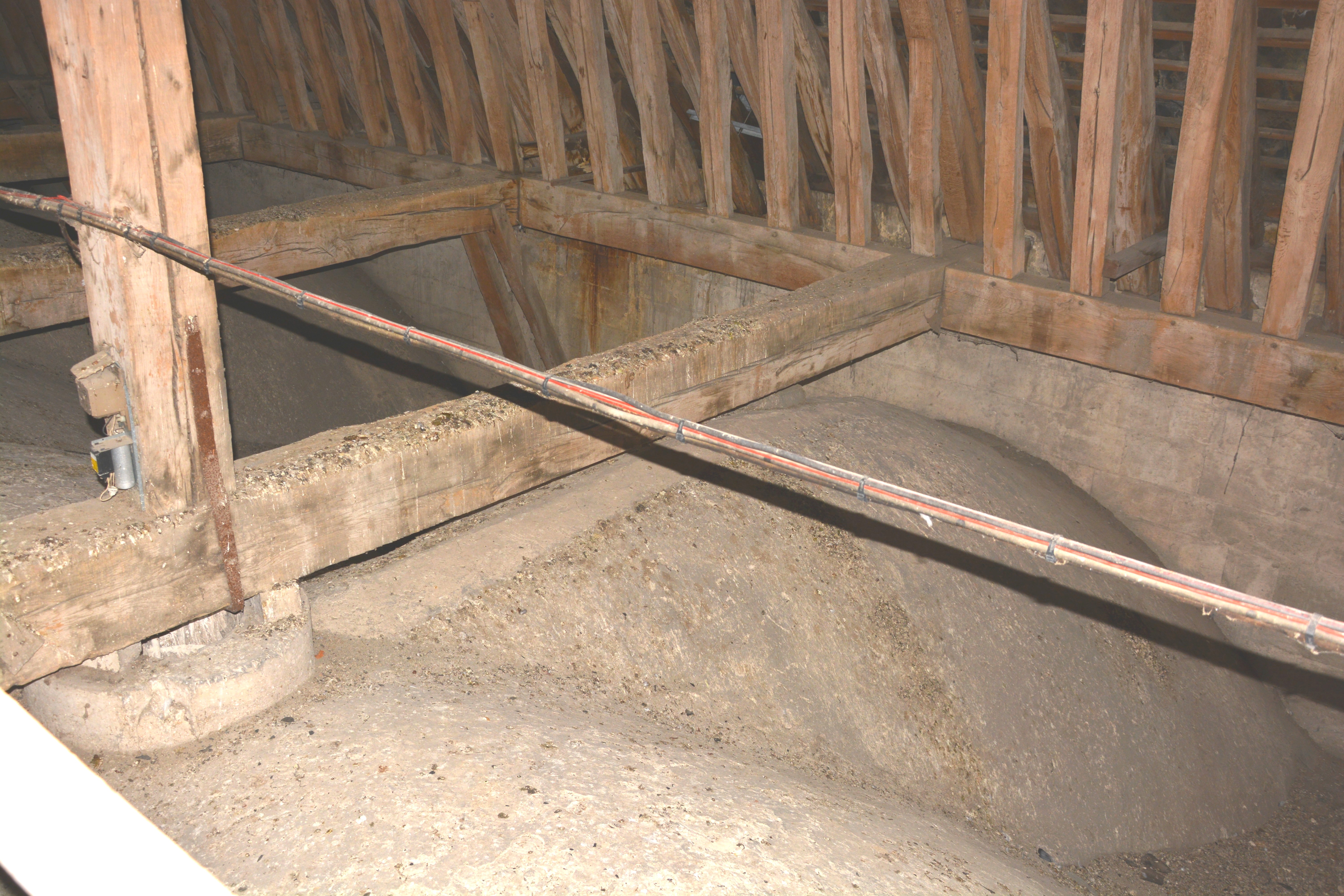 Nef couverture provisoire de la toiture