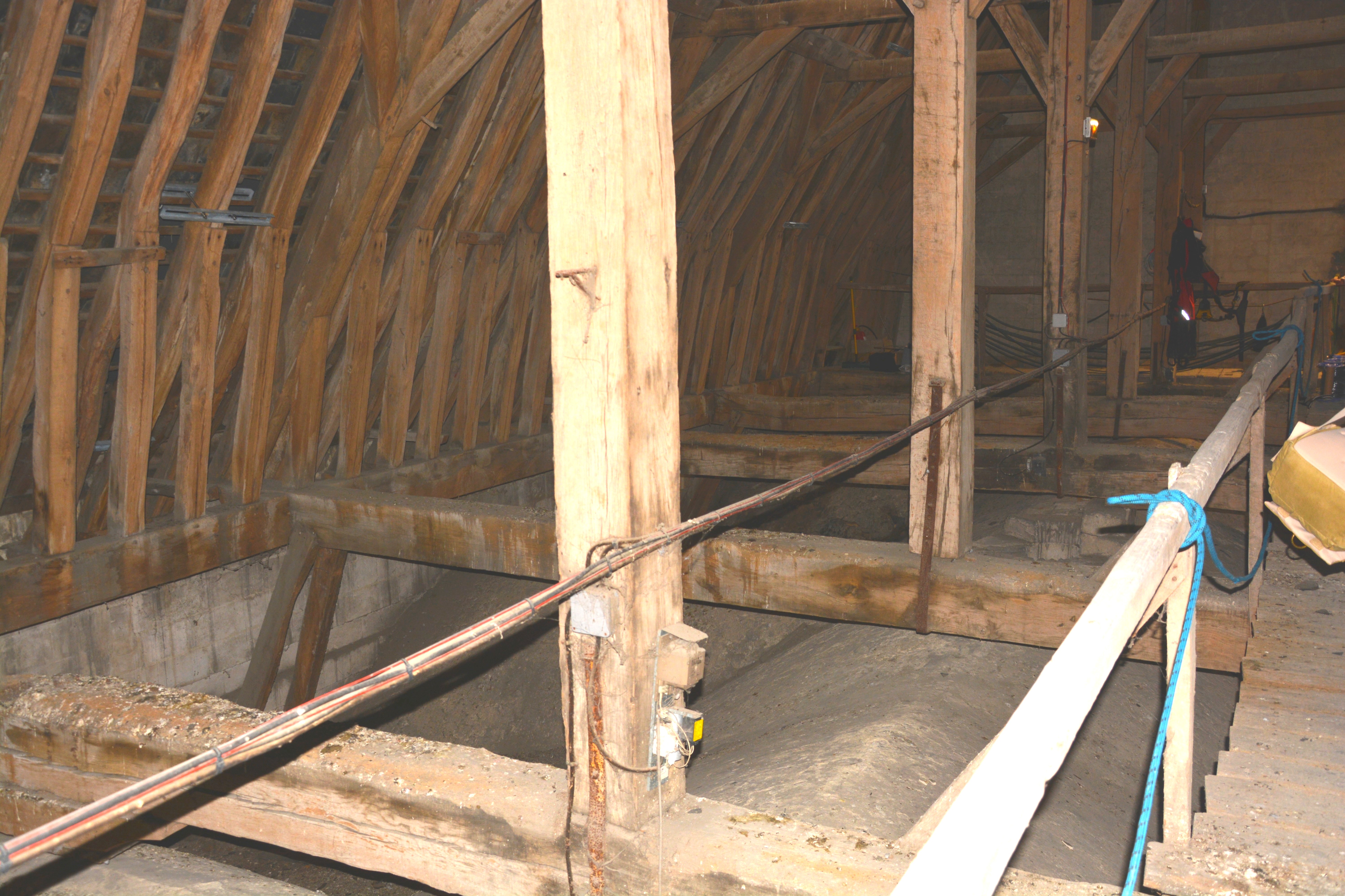 Nef couverture provisoire de la toiture