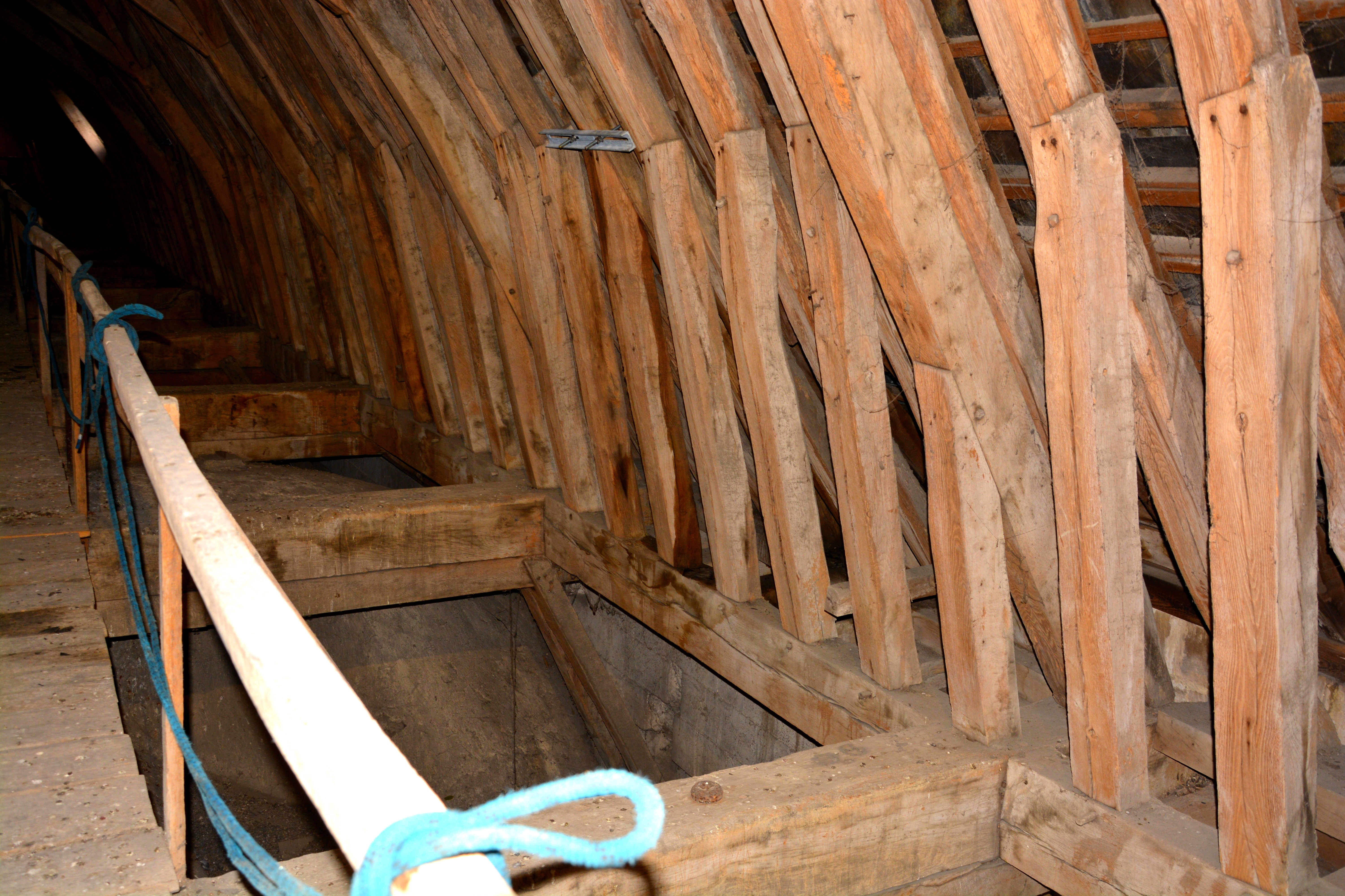 Nef couverture provisoire de la toiture