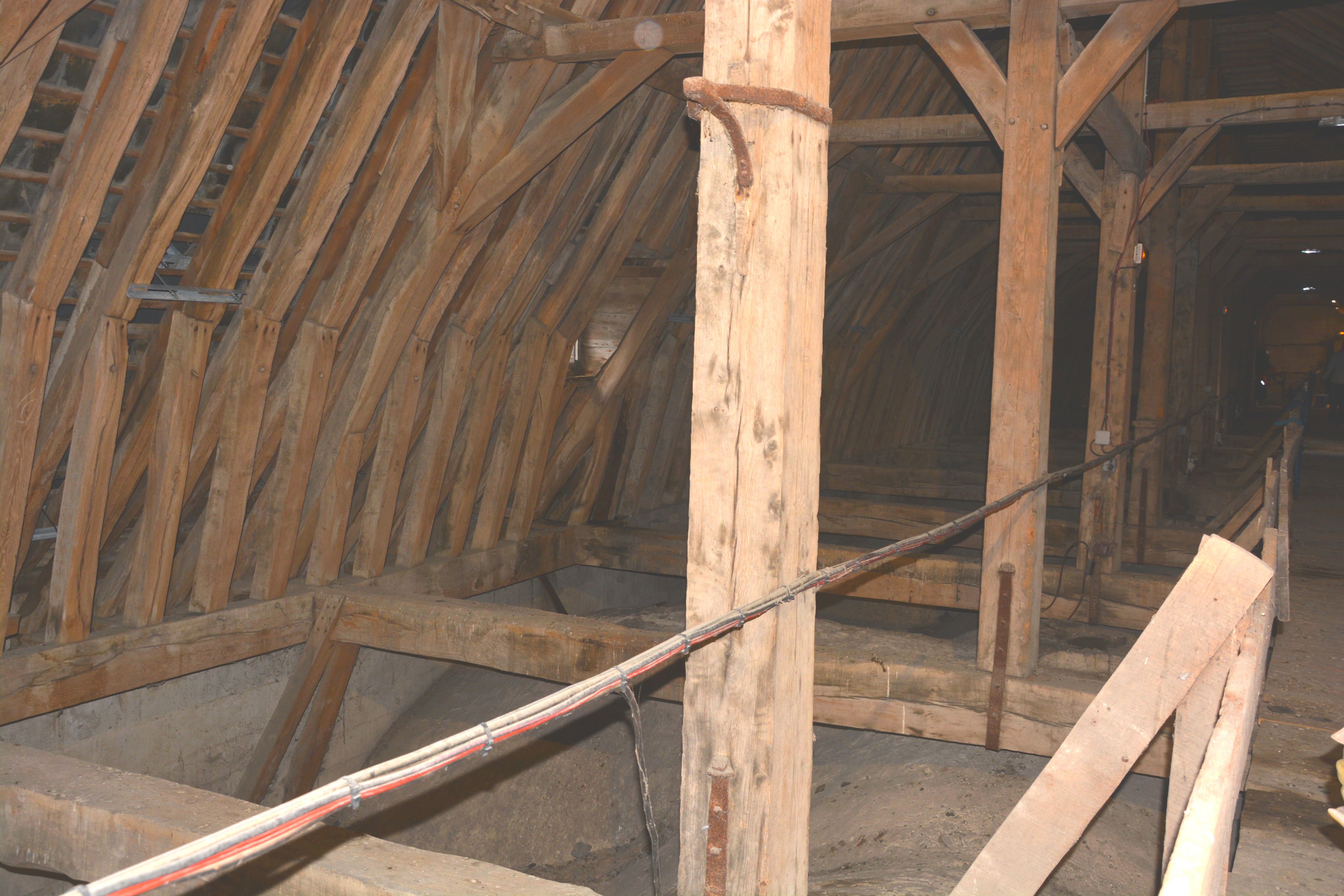 Nef couverture provisoire de la toiture