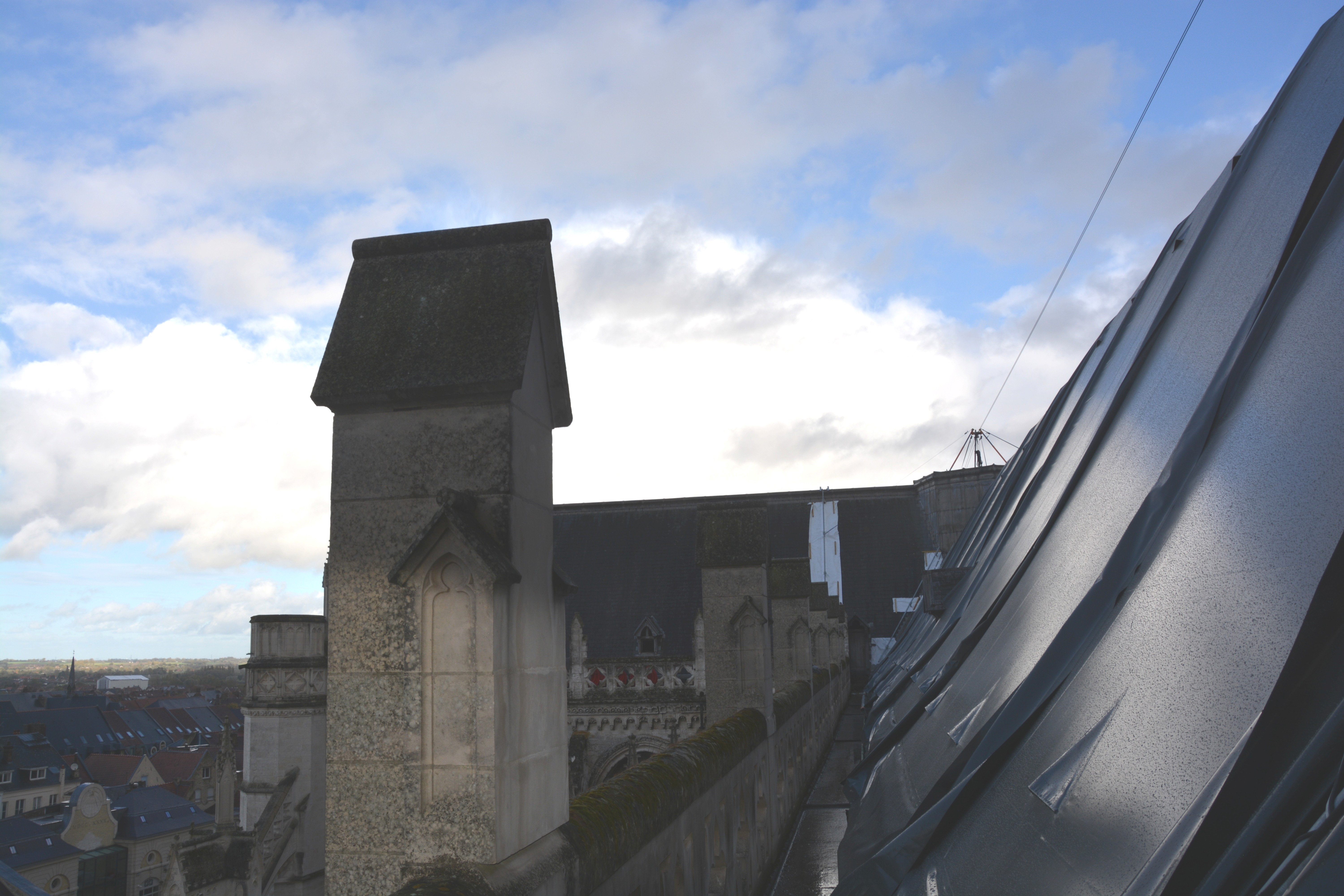 Nef couverture provisoire de la toiture