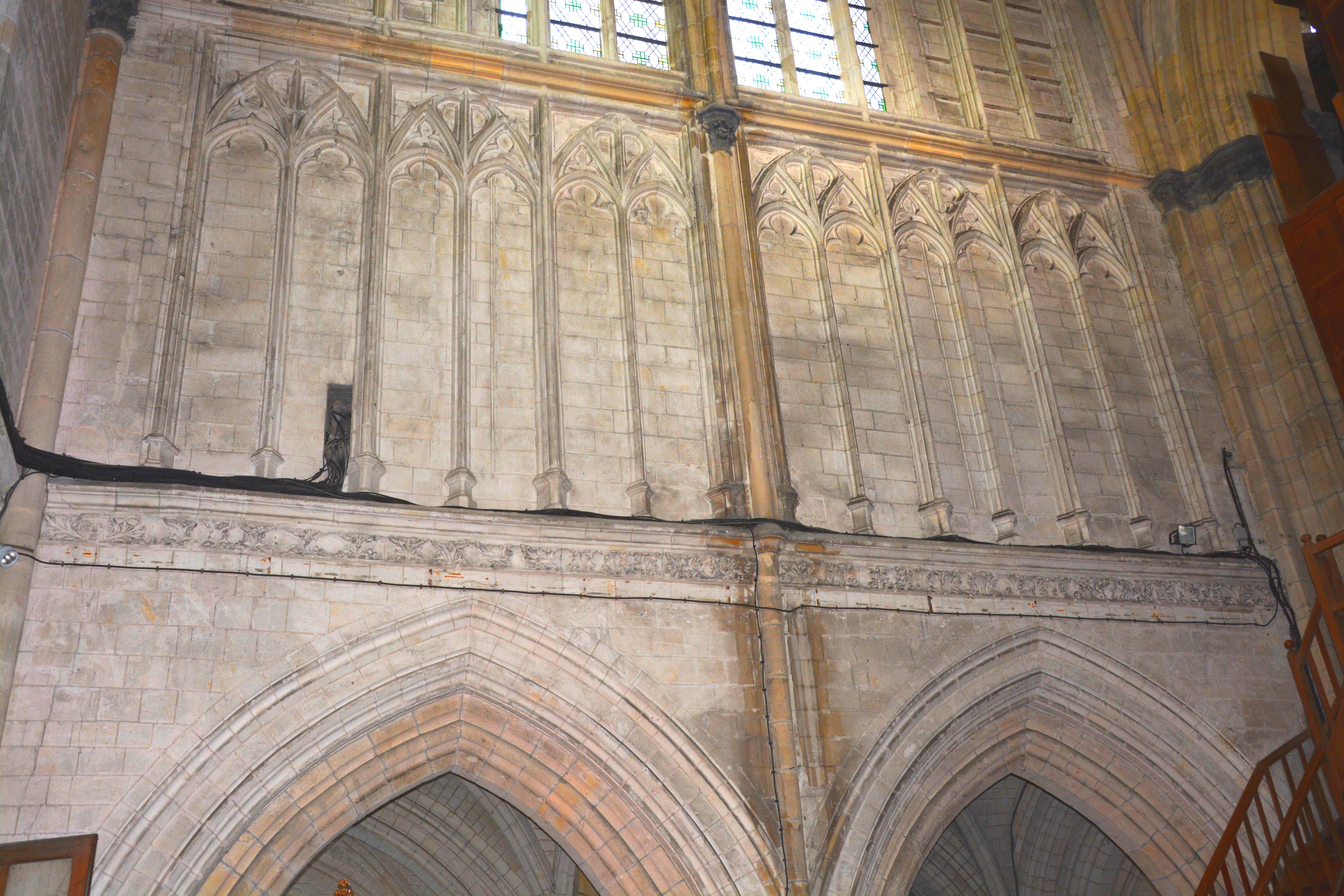 étages de la Tour porche