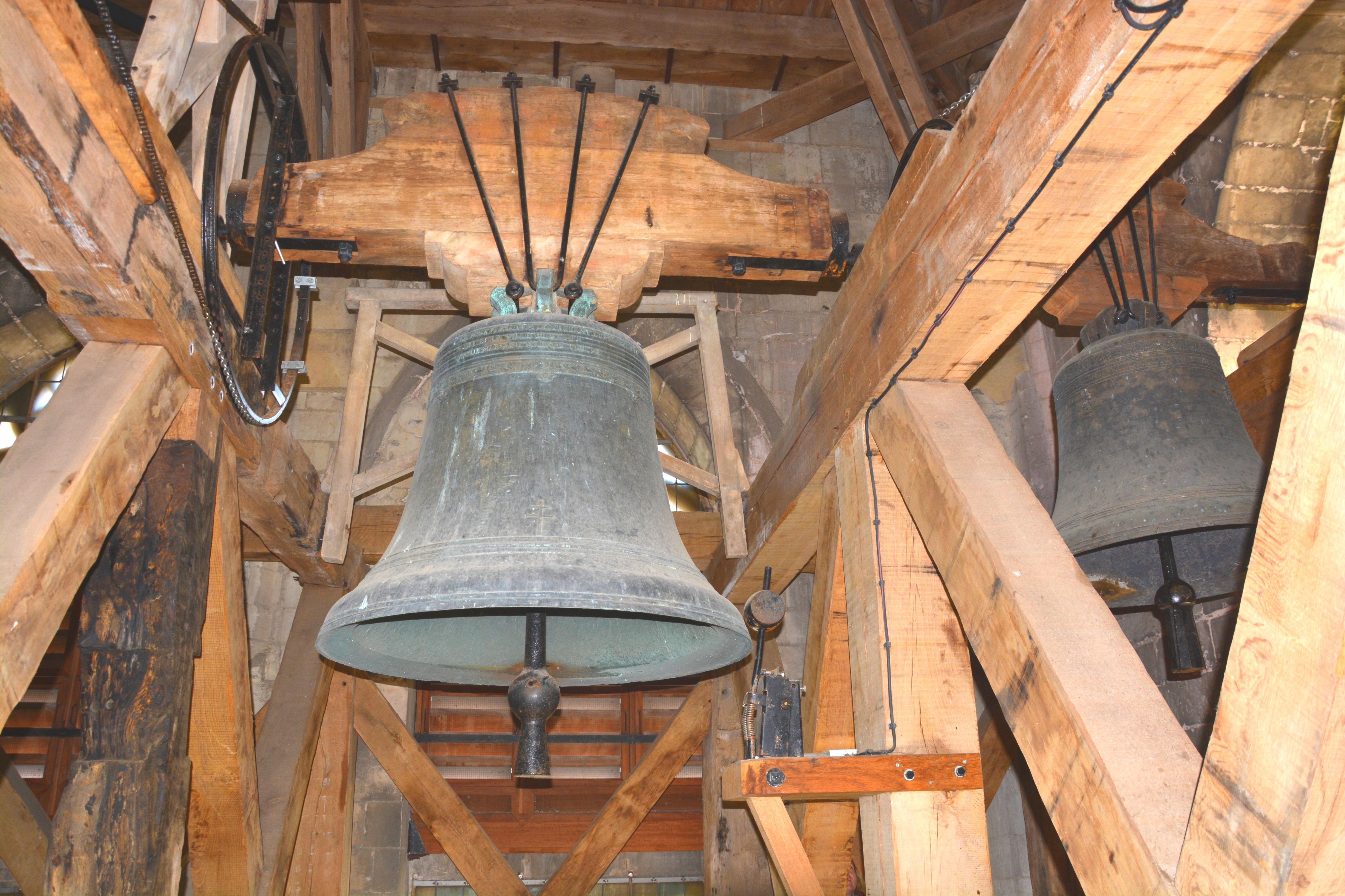 étages de la Tour porche cloches