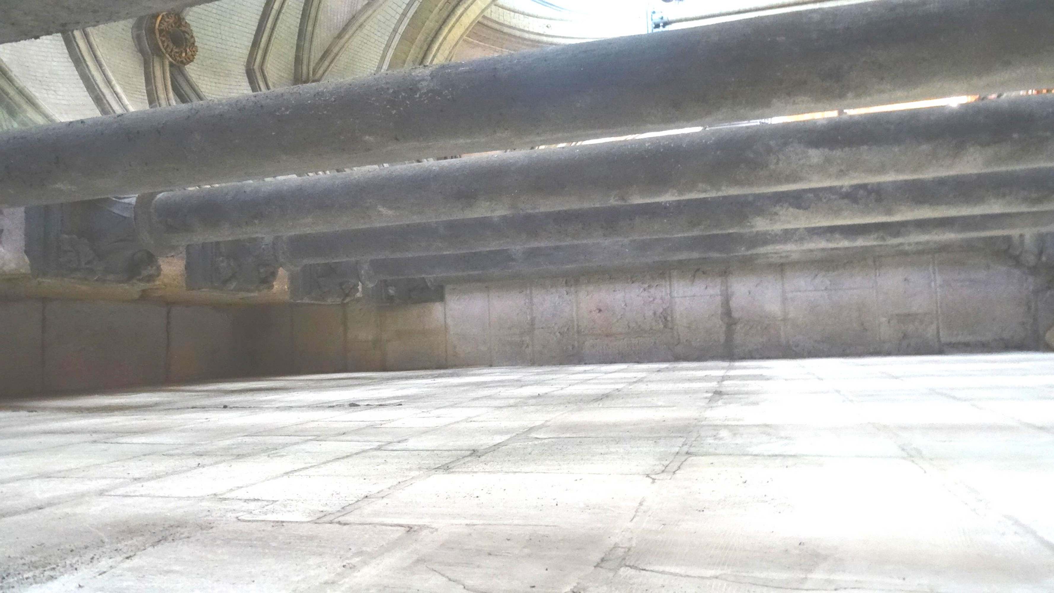 série de photographies prises en 2025 à l'intérieur du Triforium  des Transepts et  du Choeur