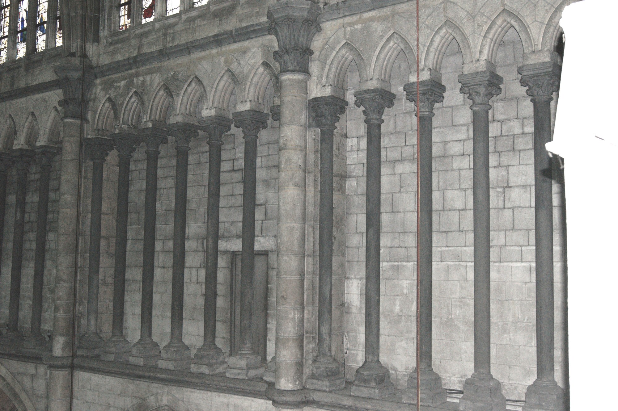 série de photographies prises en 2025 à l'intérieur du Triforium  des Transepts et  du Choeur