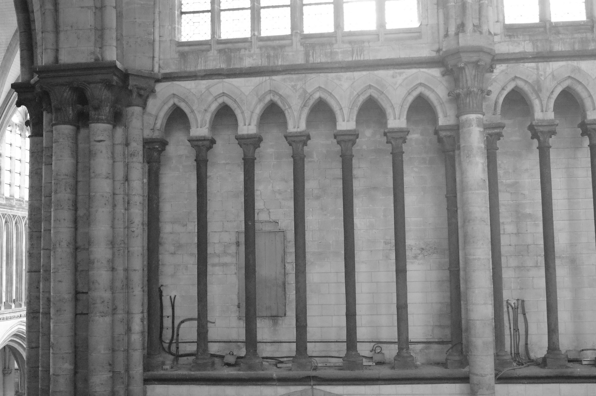 série de photographies prises en 2025 à l'intérieur du Triforium  des Transepts et  du Choeur