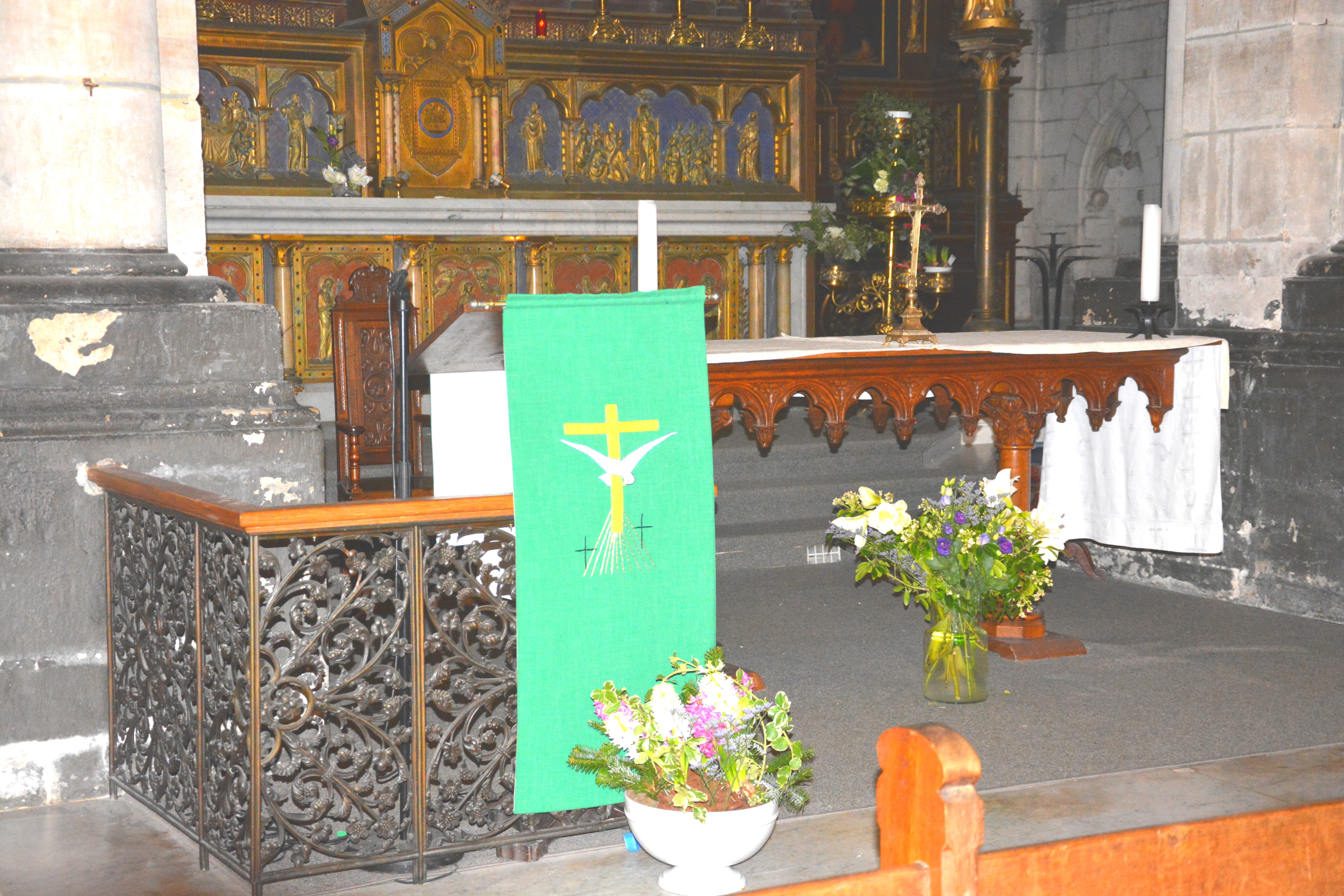 Transept sud sans ses statues en 2025